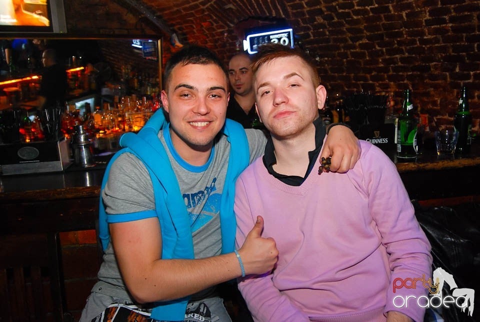 Saturday Night Clubbing în Escape, 