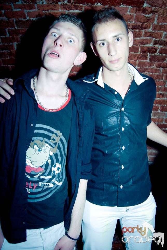 Saturday Night Clubbing în Escape, 