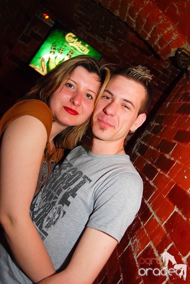 Saturday Night Clubbing în Escape, 