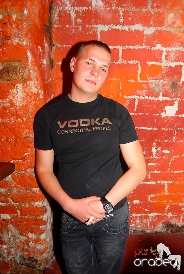 Saturday Night Clubbing în Escape, 