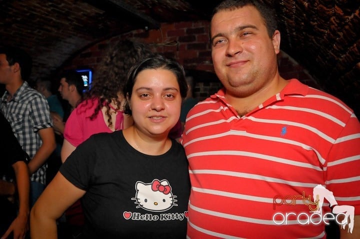 Saturday Night Escape, 