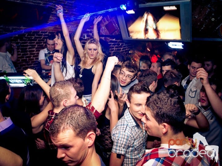 Saturday Night in Escape,