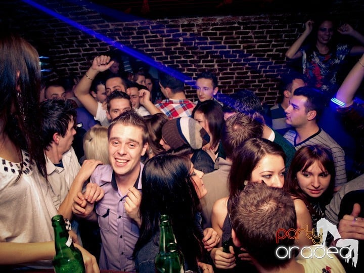 Saturday Night in Escape,