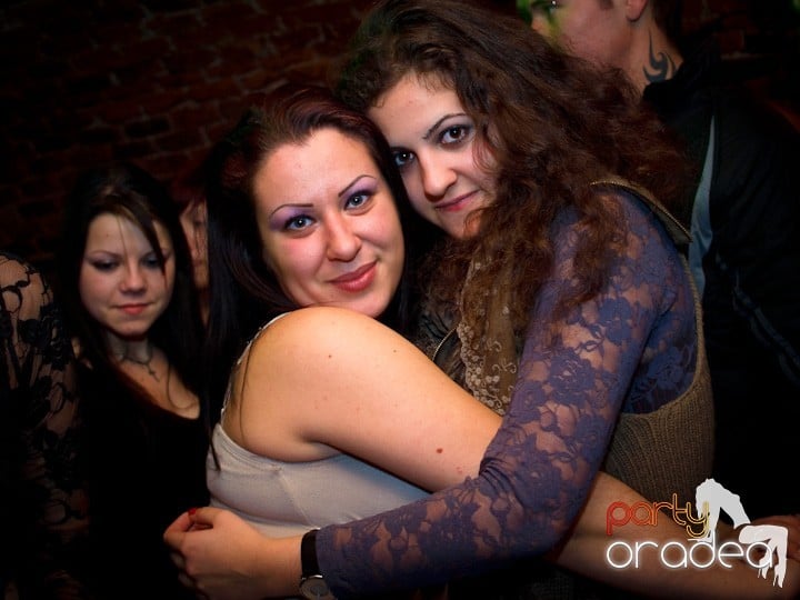 Saturday Night in Escape,