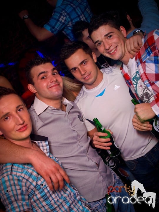 Saturday Night in Escape,