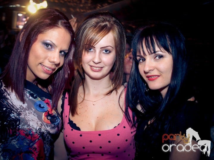 Saturday Night in Escape,