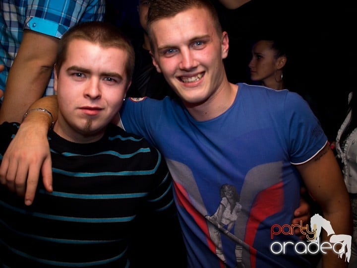 Saturday Night in Escape,