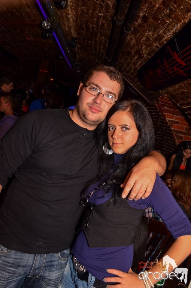 Saturday Night Party @ Escape Club,