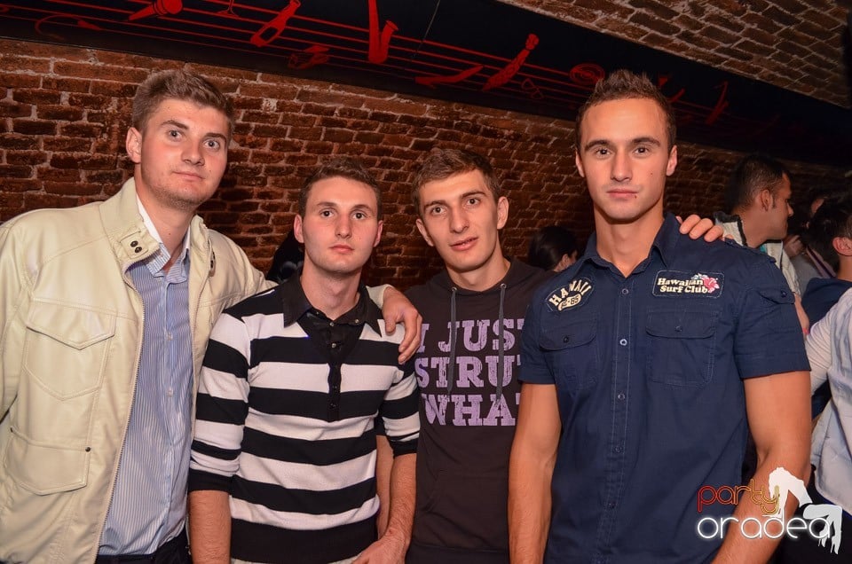 Saturday Night Party @ Escape Club,