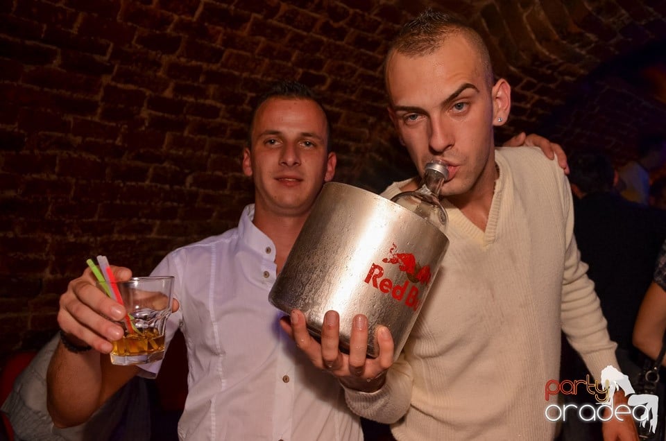 Saturday Night Party @ Escape Club,