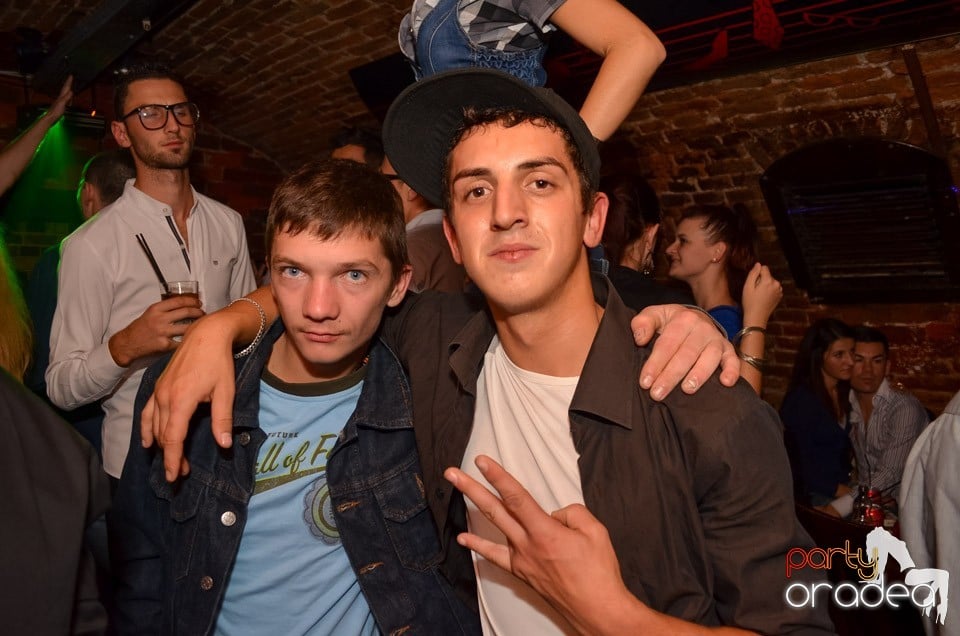 Saturday Night Party @ Escape Club,
