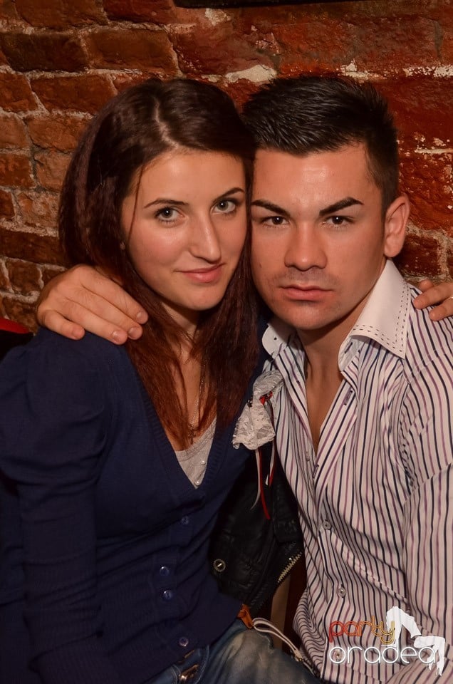 Saturday Night Party @ Escape Club,