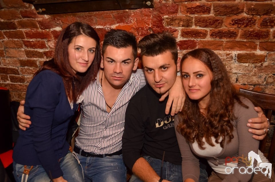 Saturday Night Party @ Escape Club,