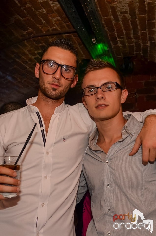 Saturday Night Party @ Escape Club,