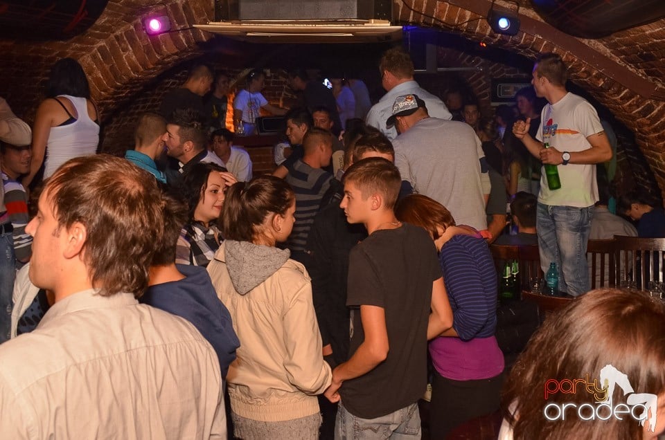 Saturday Night Party @ Escape Club,