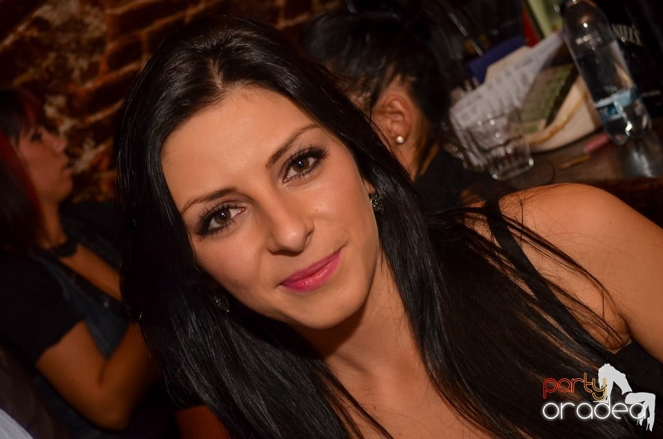 Saturday Night Party @ Escape Club,