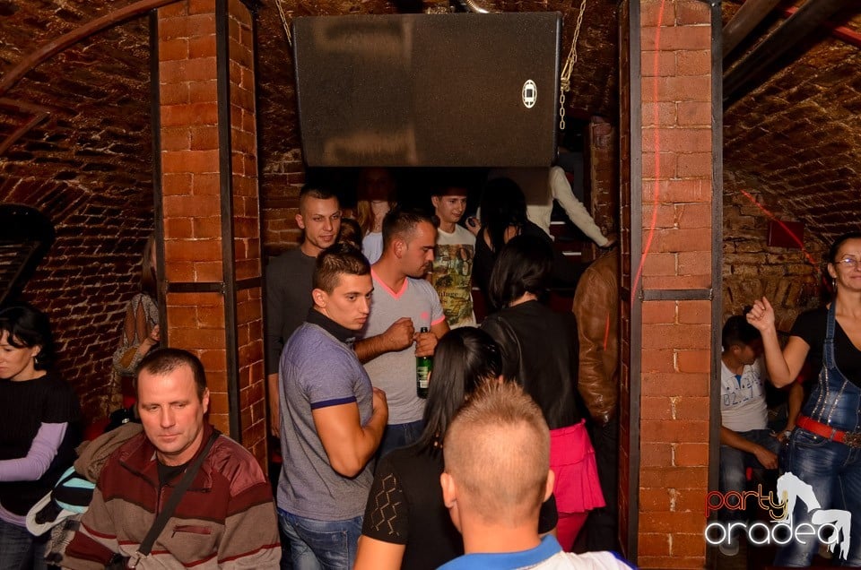 Saturday Night Party @ Escape Club,