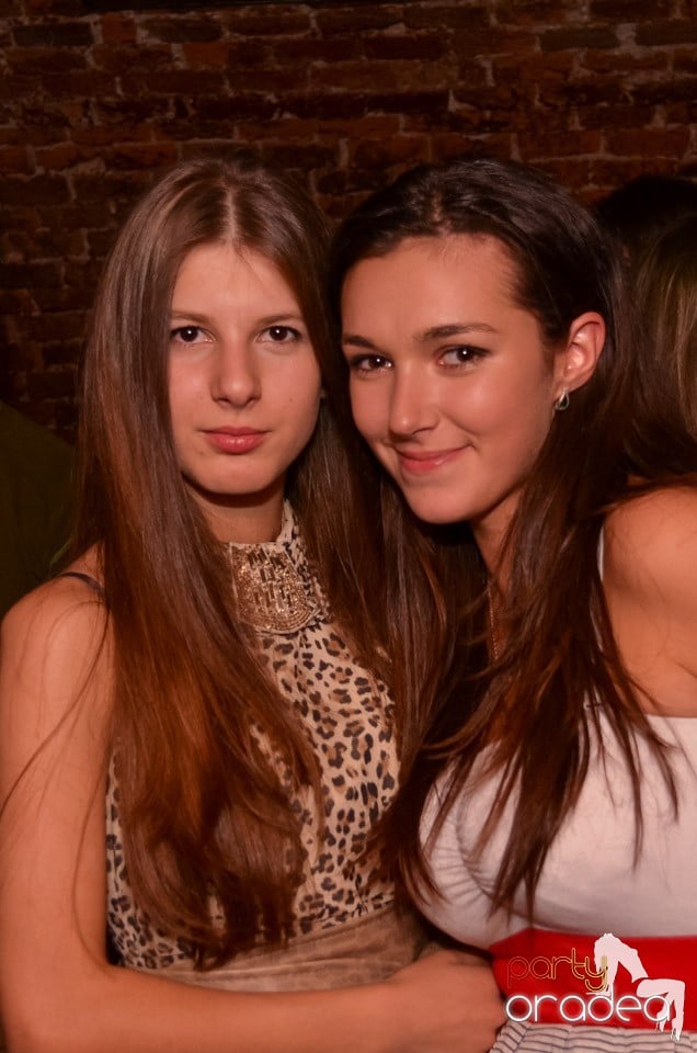 Saturday Night Party @ Escape Club,