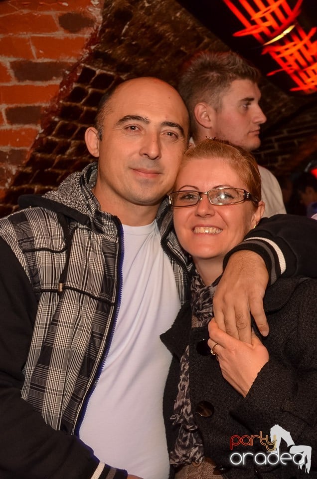 Saturday Night Party @ Escape Club,