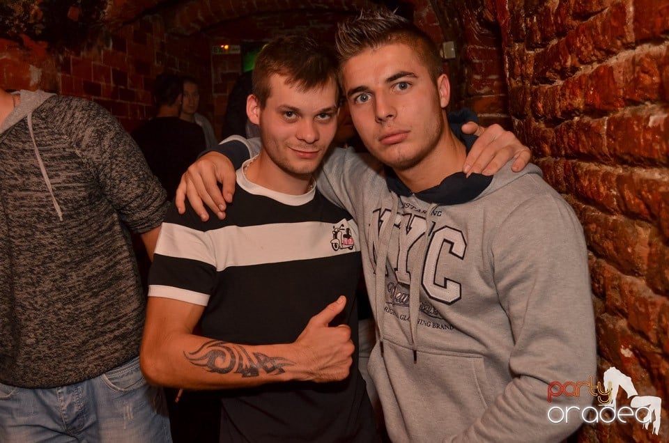 Saturday Night Party @ Escape Club,