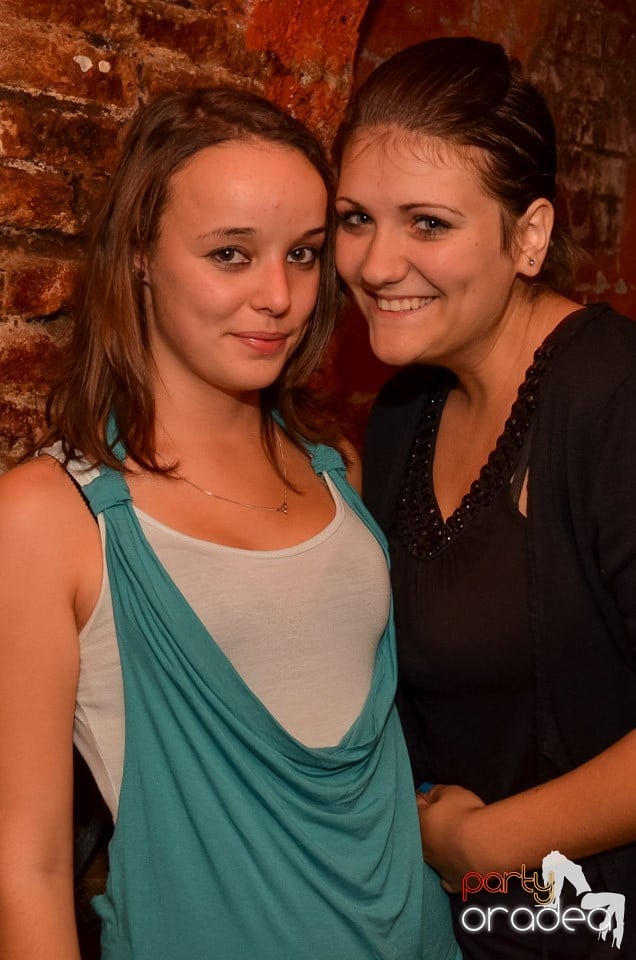 Saturday Night Party @ Escape Club,