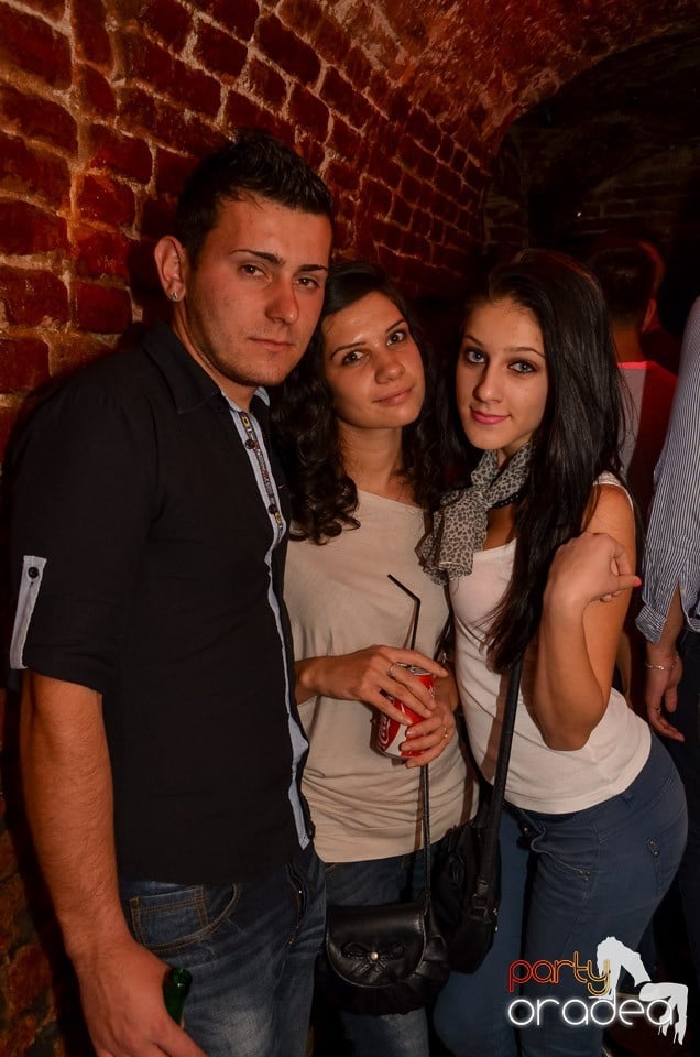 Saturday Night Party @ Escape Club,