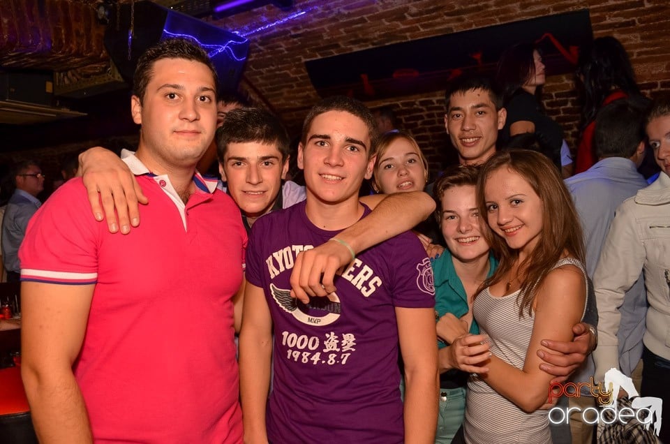 Saturday Night Party @ Escape Club,
