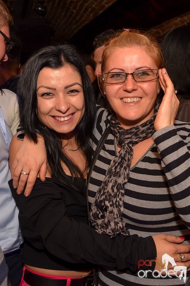 Saturday Night Party @ Escape Club,