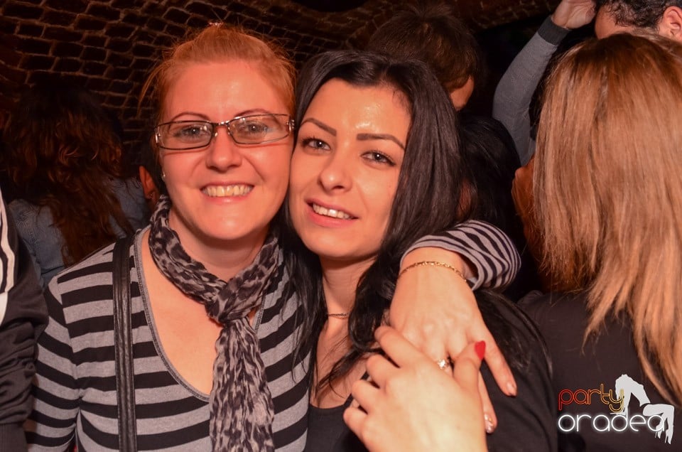 Saturday Night Party @ Escape Club,