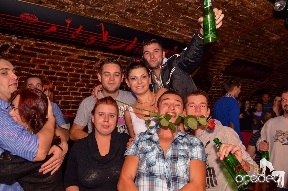 Saturday Night Party @ Escape Club,