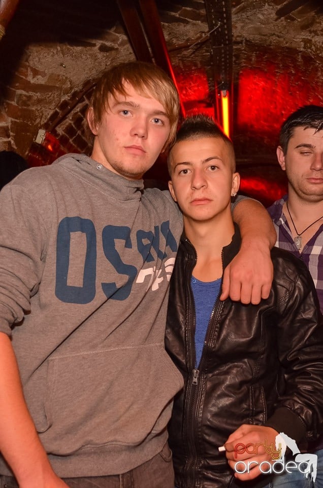 Saturday Night Party @ Escape Club,