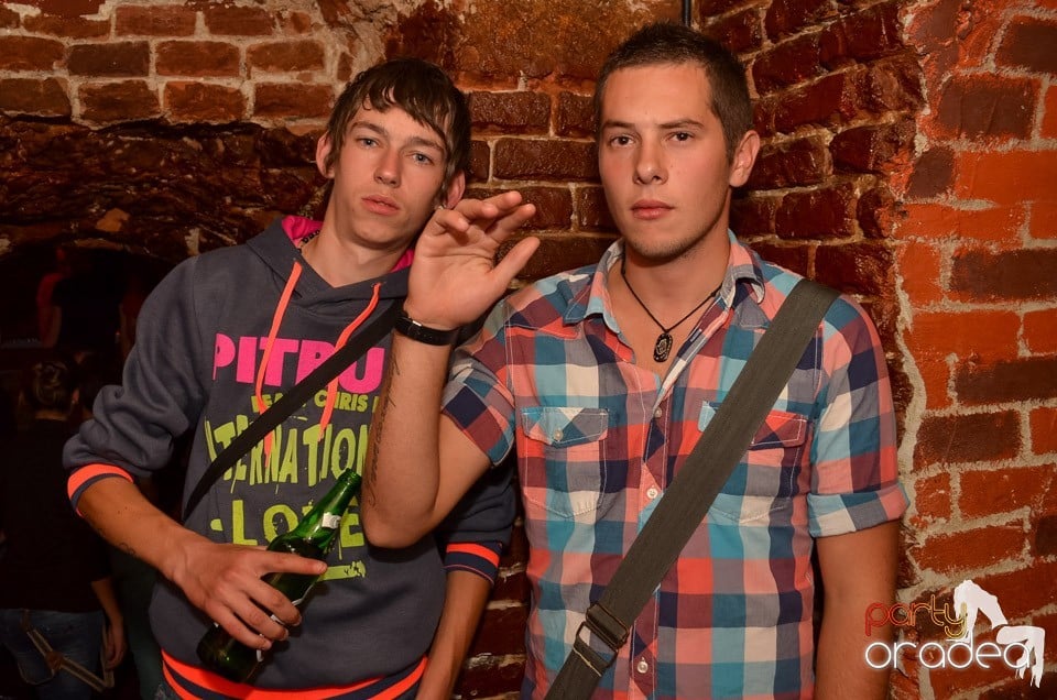 Saturday Night Party @ Escape Club,