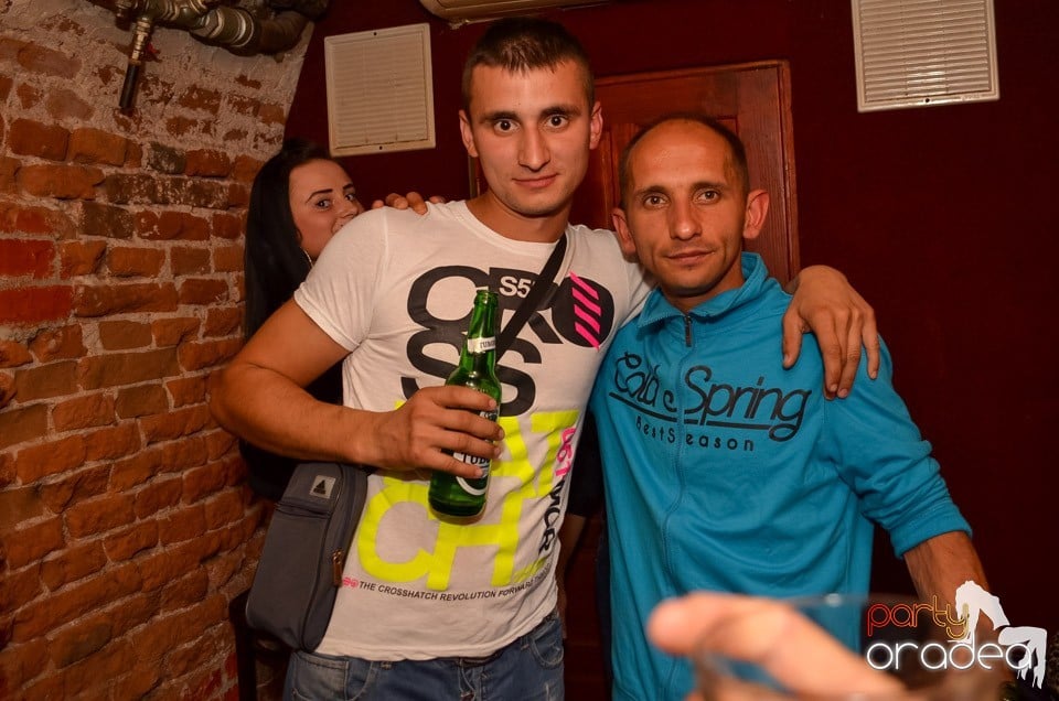 Saturday Night Party @ Escape Club,