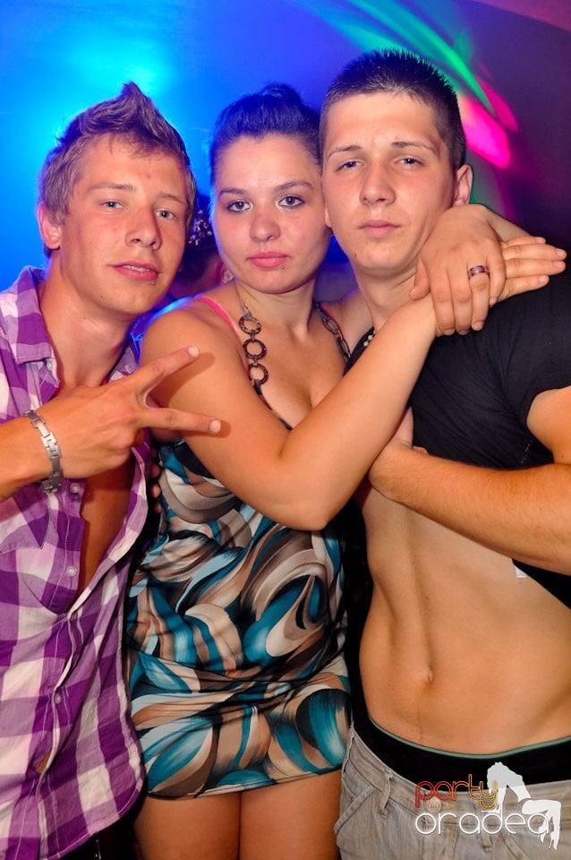 Saturday Night Party în Atti's,
