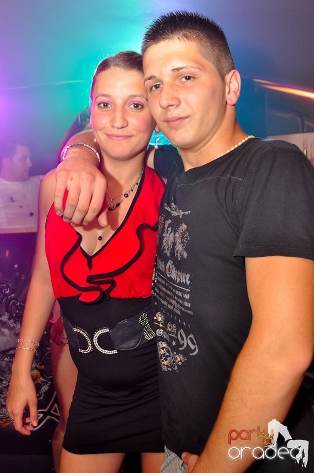 Saturday Night Party în Atti's,