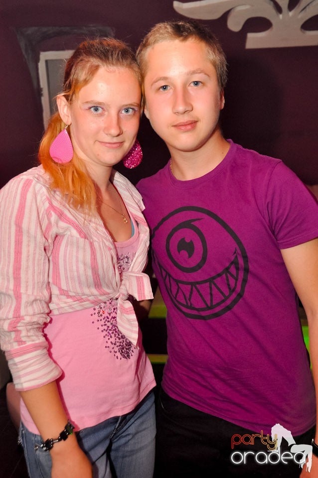 Saturday Night Party în Atti's,