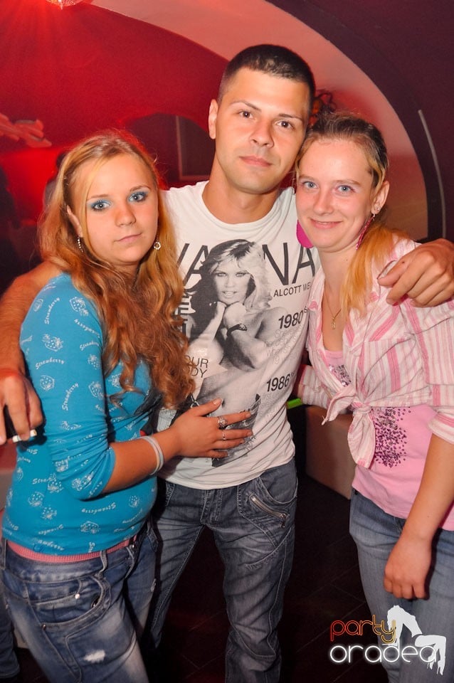 Saturday Night Party în Atti's,