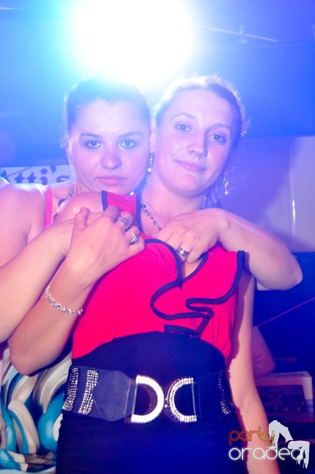 Saturday Night Party în Atti's,