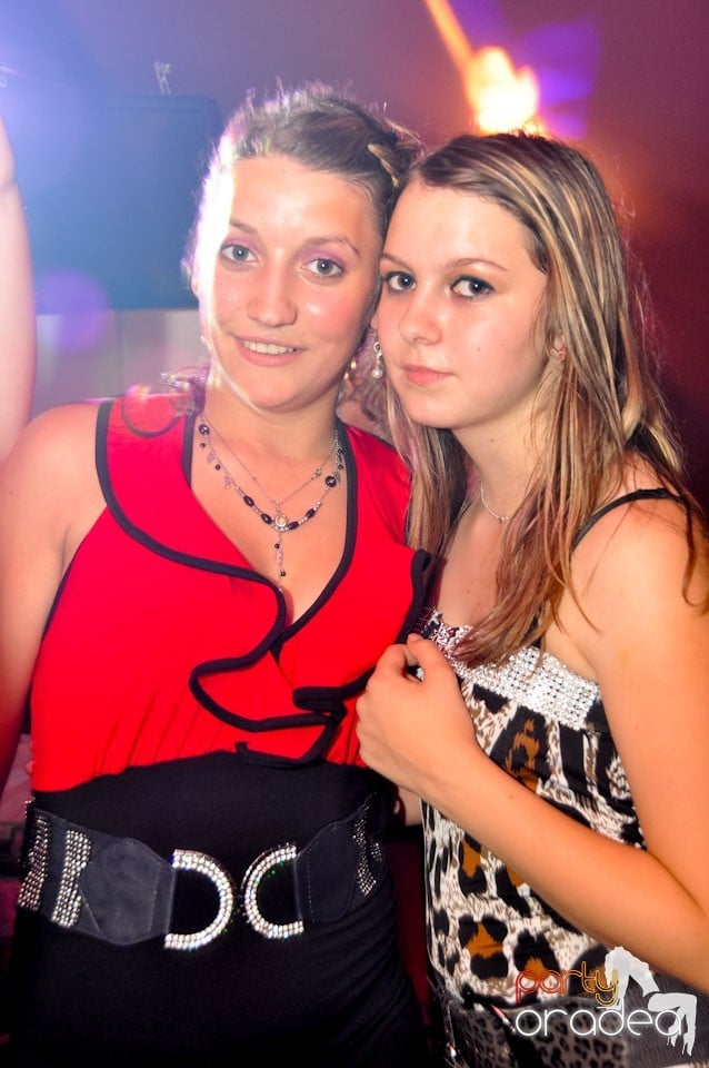 Saturday Night Party în Atti's,