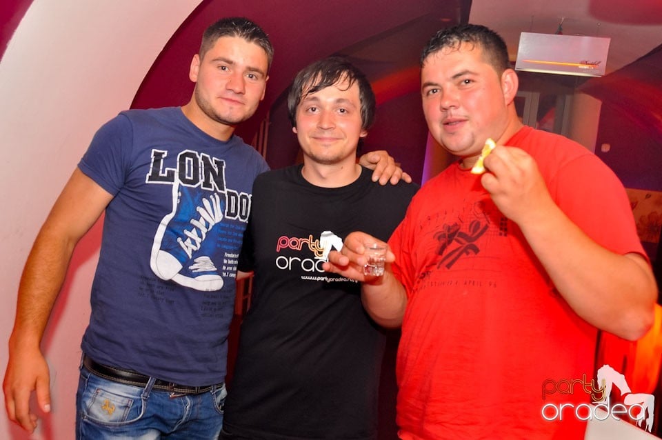 Saturday Night Party în Atti's,