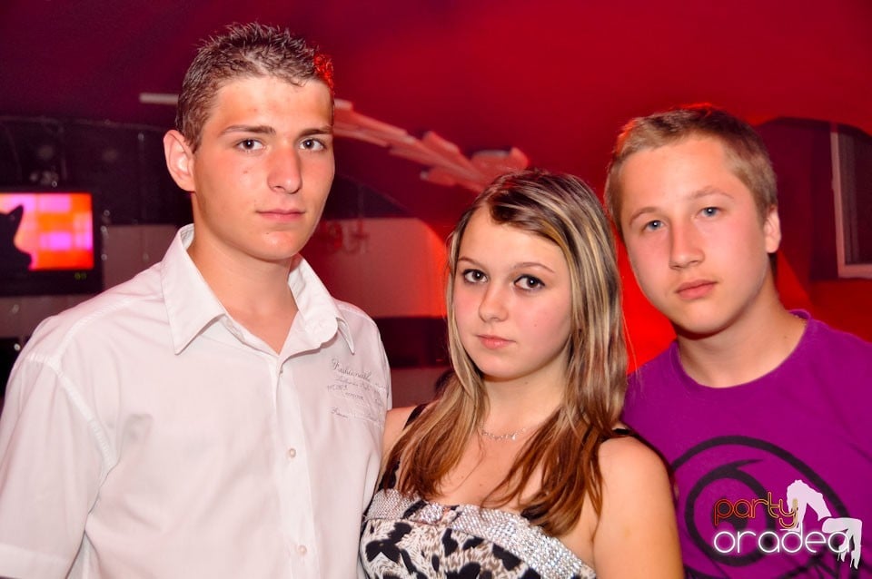 Saturday Night Party în Atti's,
