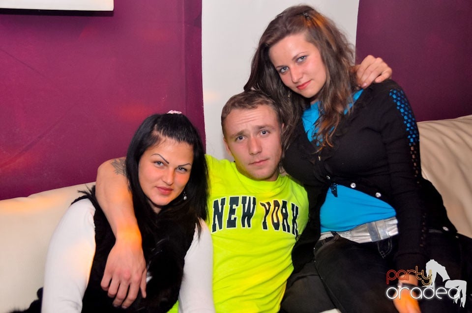 Saturday Night Party în Atti's,