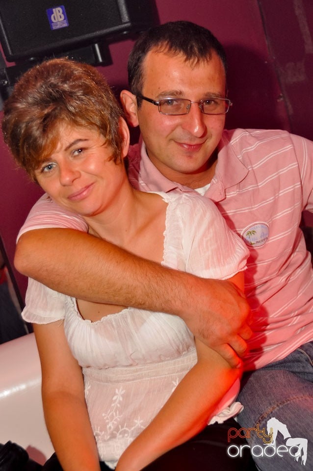 Saturday Night Party în Atti's,