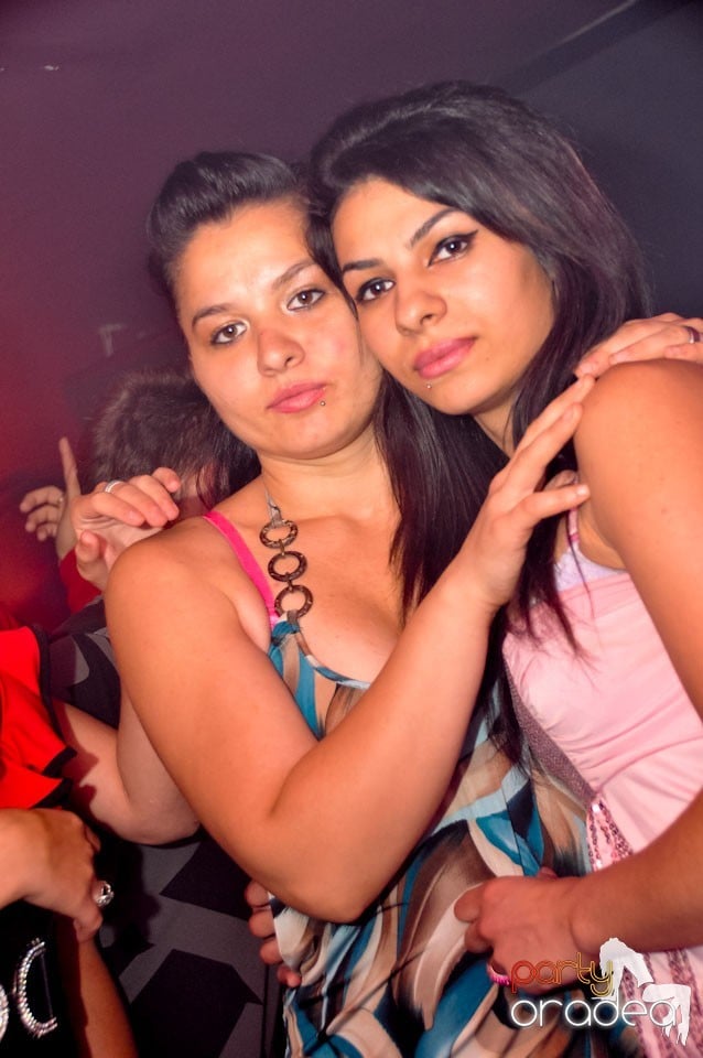 Saturday Night Party în Atti's,