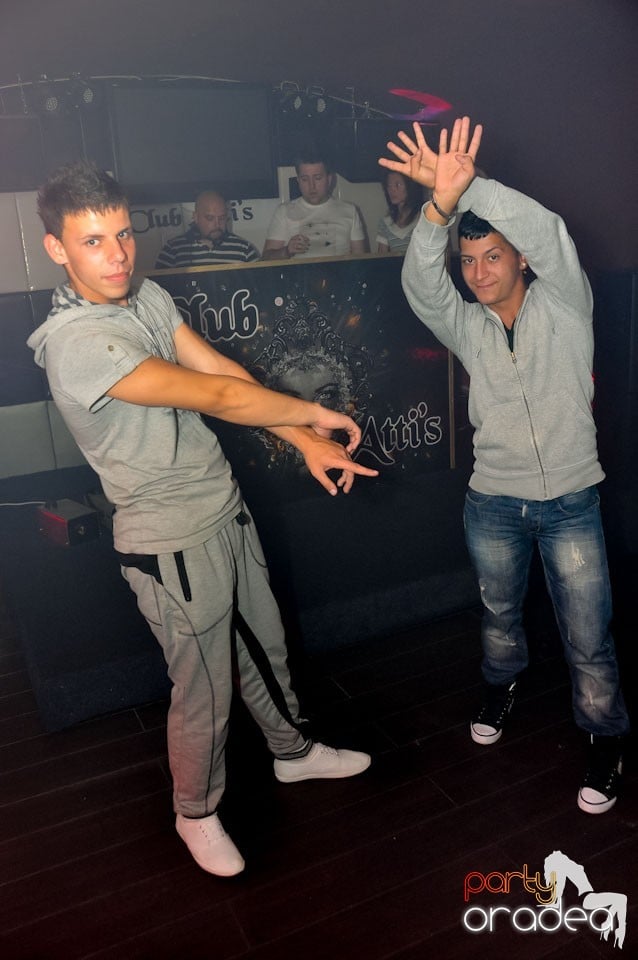 Saturday Night Party în Atti's,