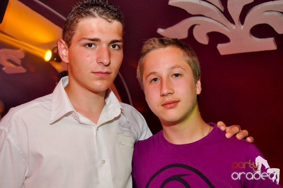 Saturday Night Party în Atti's,