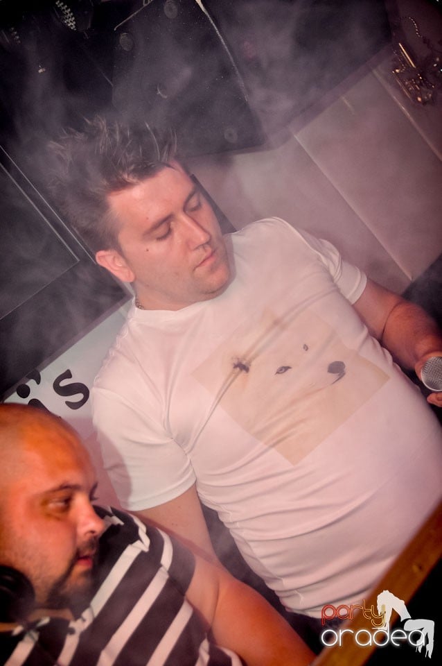 Saturday Night Party în Atti's,