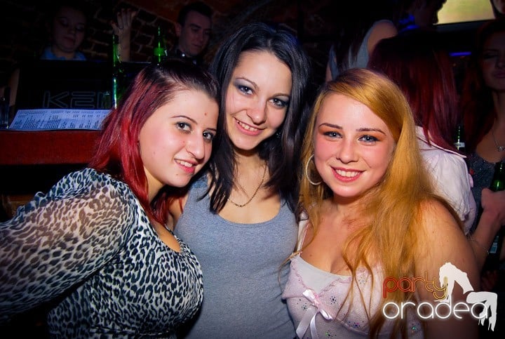 Saturday Night Party în Club Escape, 