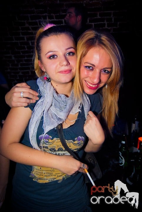 Saturday Night Party în Club Escape,