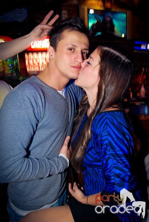 Saturday Night Party în Club Escape,